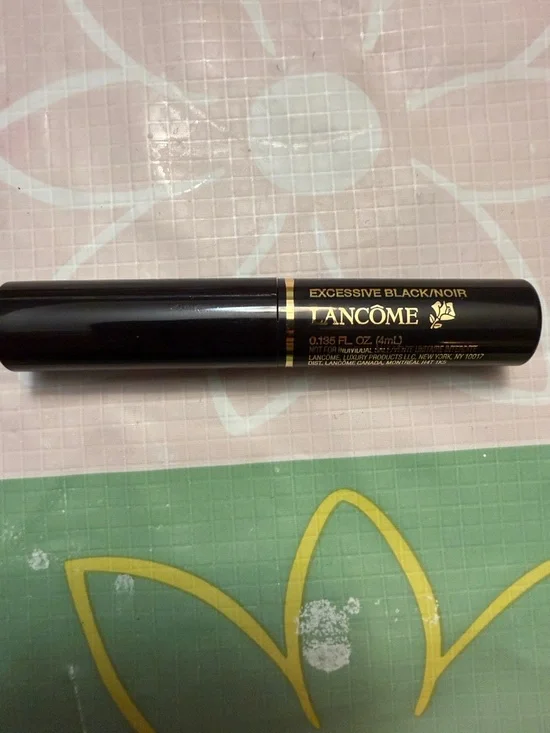 Mascara Samples Set - Picture 4 of 9